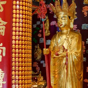 供奉佛前長明燈 - 大雄寶殿觀音平安燈柱/燈塔